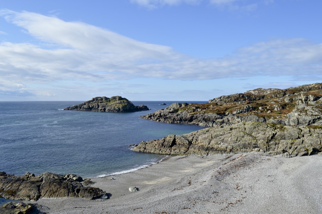 Iona's south coast has ancient, rugged geology and lonely open spaces